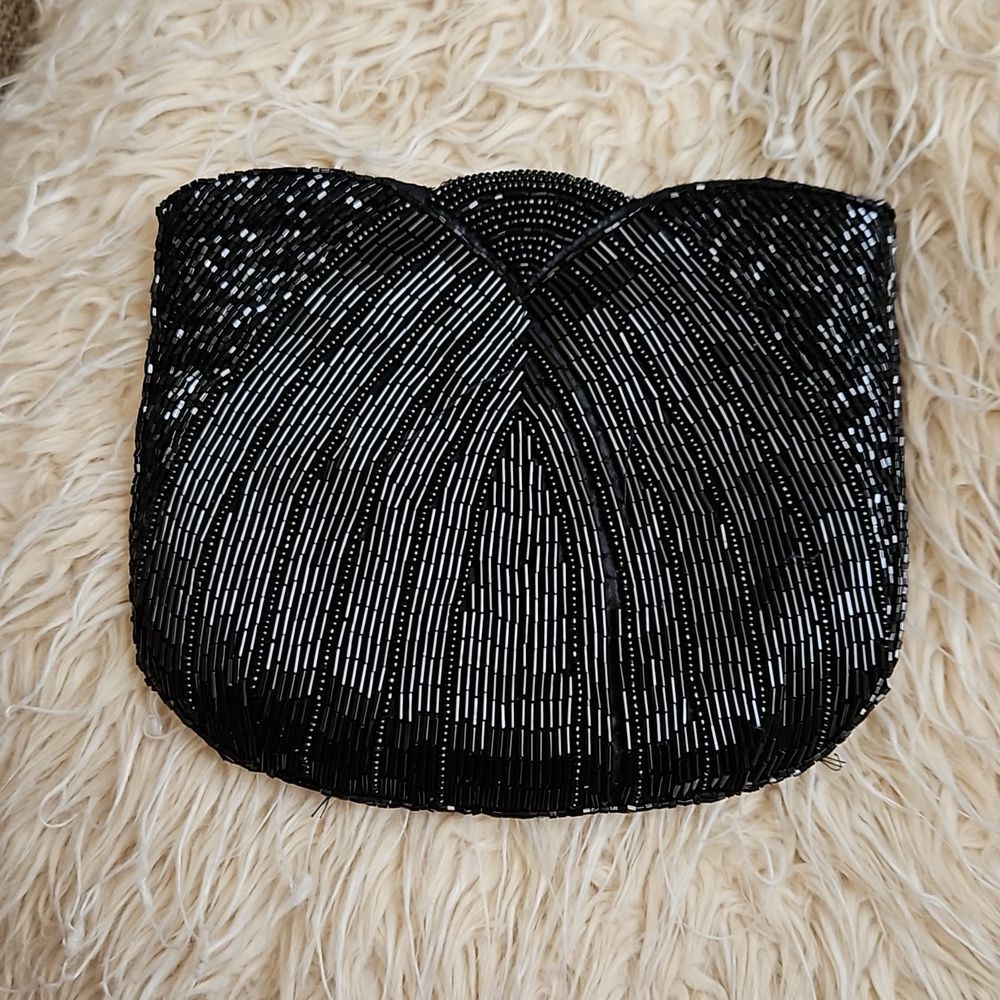 La Regale mini evening purse beaded clutch in black